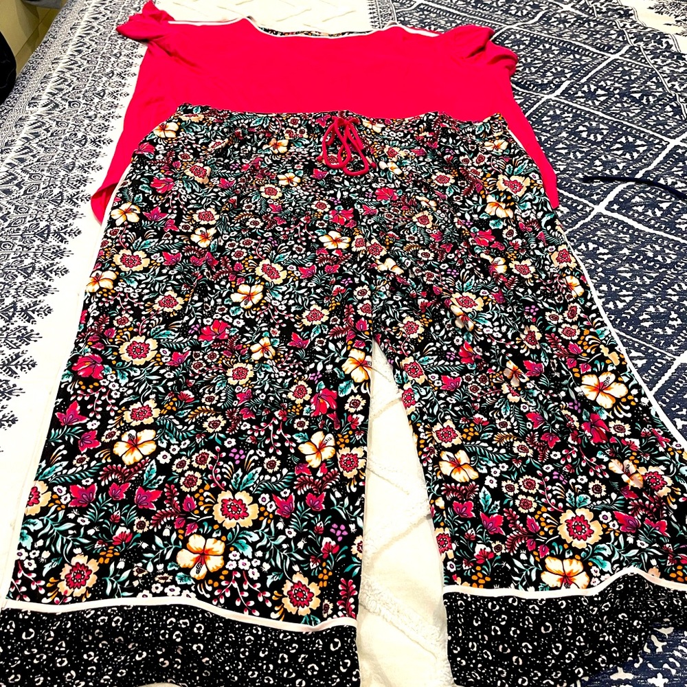 New Cuddl Duds pajama set.